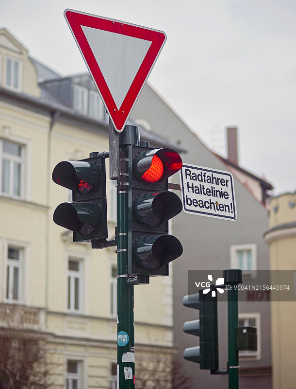 交通标志图片素材