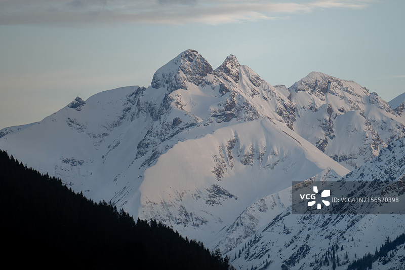德国巴伐利亚州雪山美景图片素材