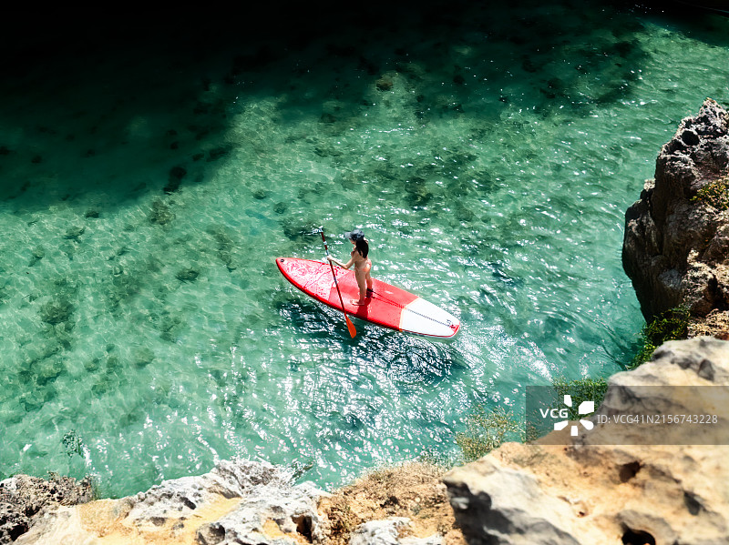 漂浮的泻湖图片素材