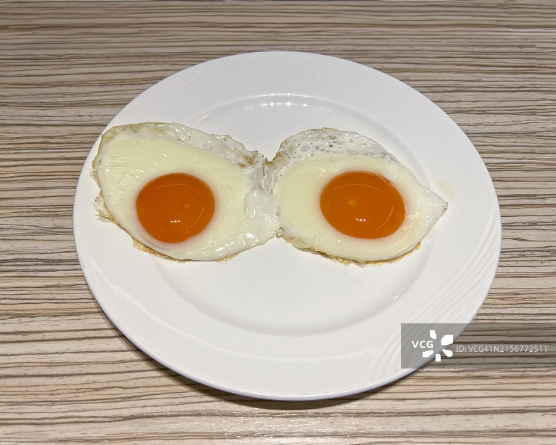 冲绳旅行：阳光煎蛋图片素材