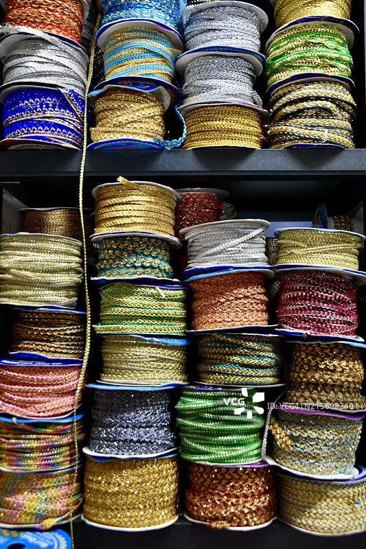 线圈辫图片素材