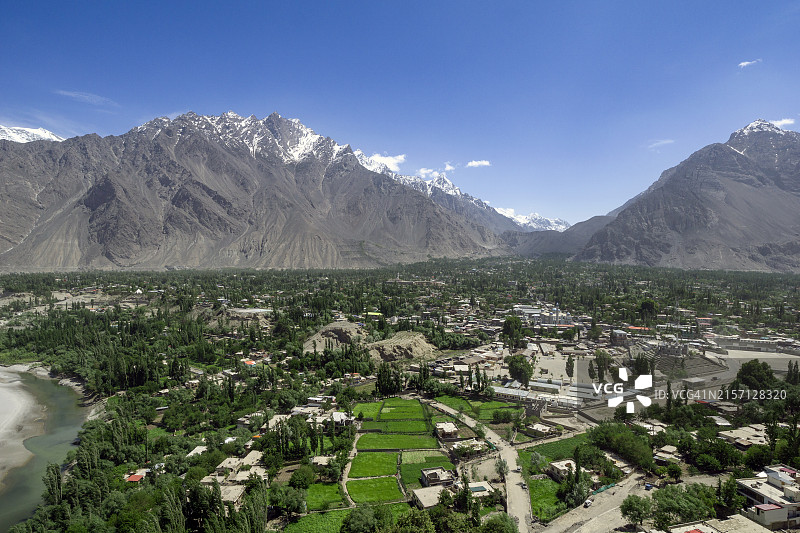 斯卡杜山谷，坐落在巴基斯坦吉尔吉特-巴尔蒂斯坦地区，宽约10公里，长约40公里图片素材