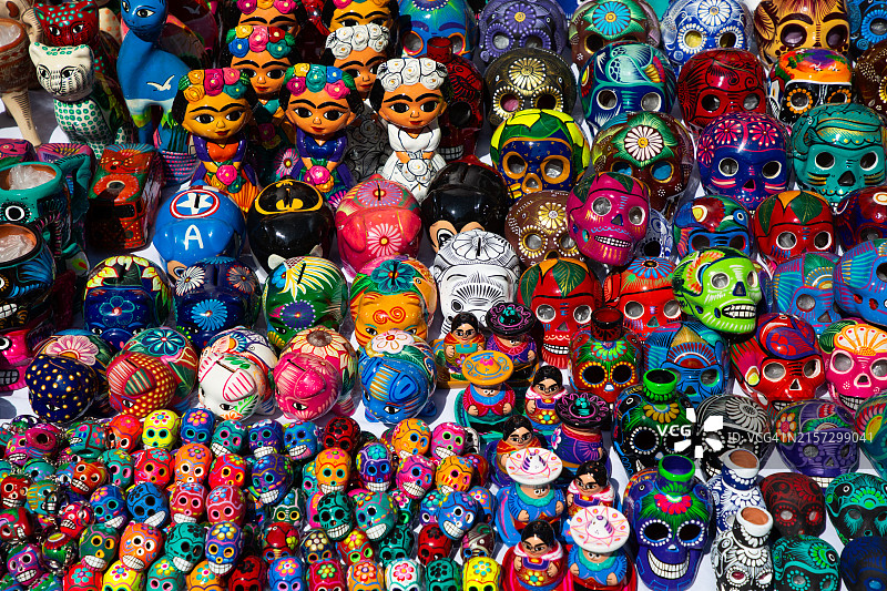 出售的纪念品，蛙巷，历史中心，联合国教科文组织世界遗产，普埃布拉，普埃布拉州，墨西哥，北美洲图片素材