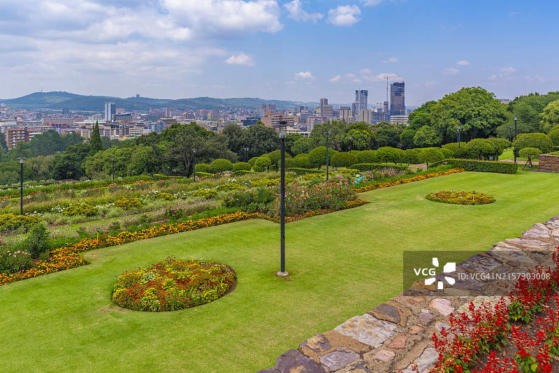 南非比勒陀利亚联邦大厦及花园景色图片素材