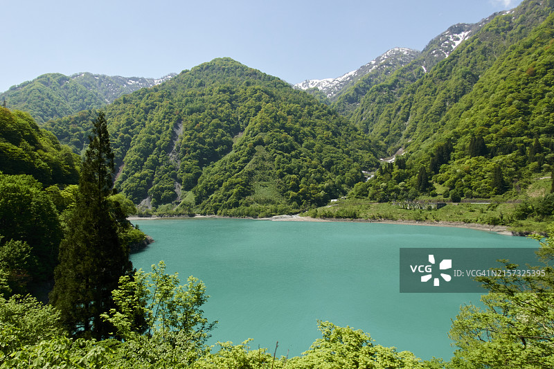 黑部河上的宇奈月水坝图片素材