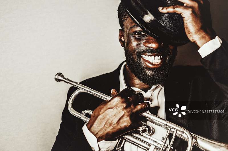 爵士小号演奏者图片素材