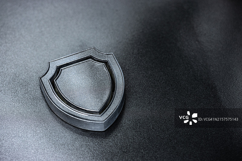 数字安全数据保护技术钛盾图标图片素材