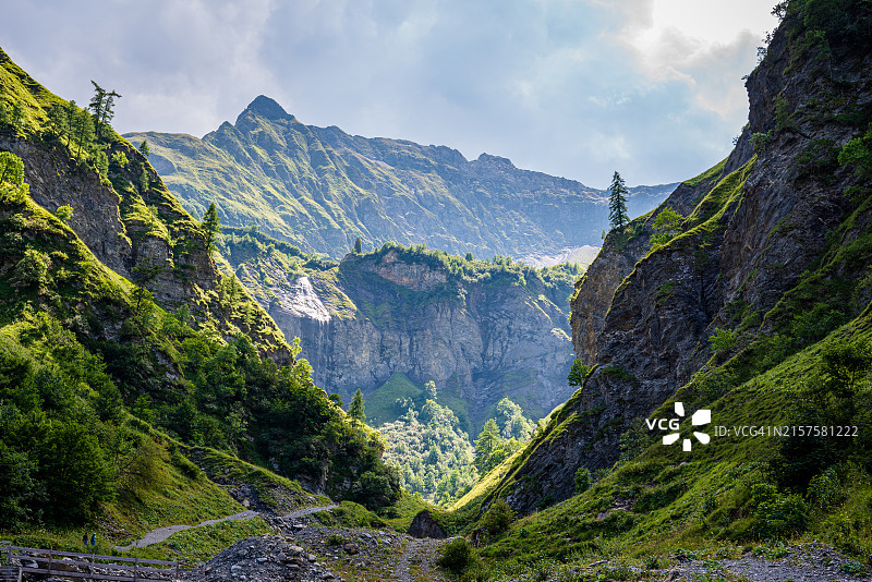 阴天下的魏斯坦嫩山谷图片素材