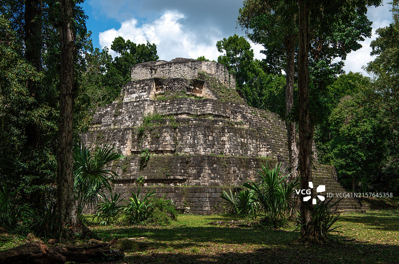 亚什哈考古遗址的建筑结构图片素材