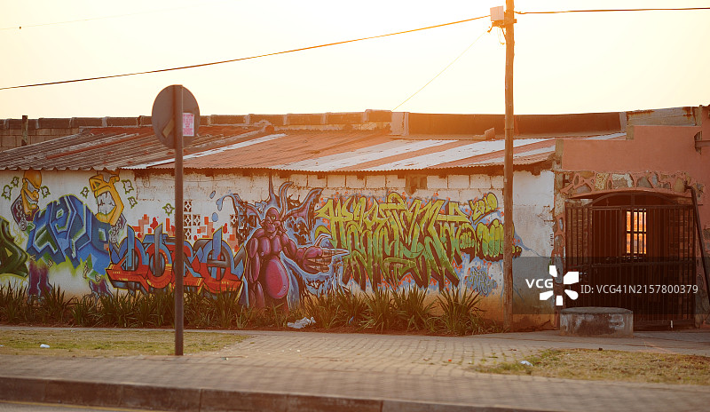 日落时的涂鸦图片素材