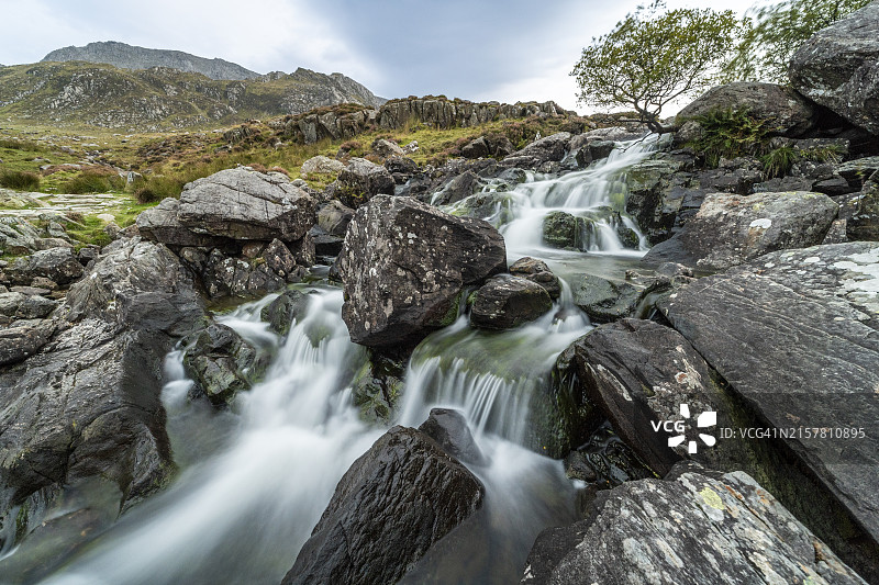 Cwm Idwal 瀑布图片素材
