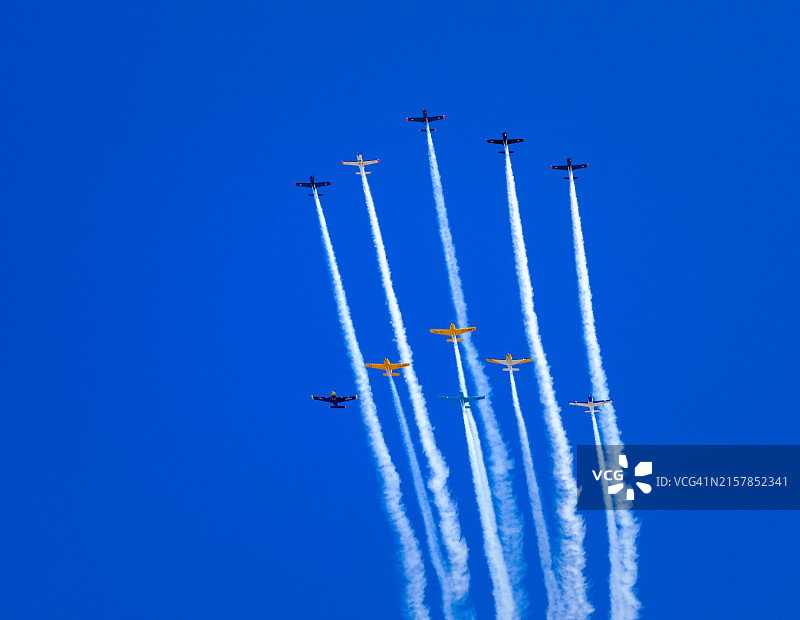 舰队周的飞行表演图片素材