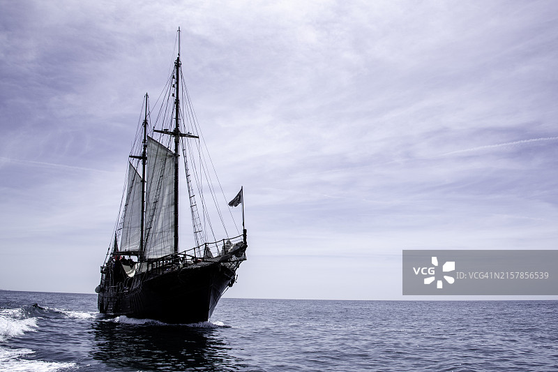 高桅横帆船图片素材