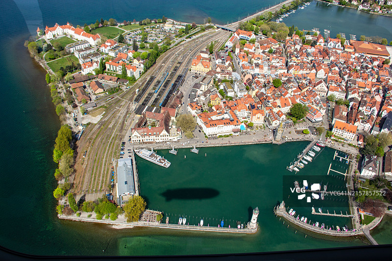 从齐柏林飞艇看到的林道图片素材