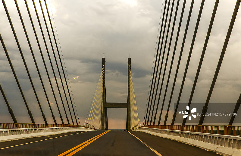 帕拉纳河上的桥图片素材