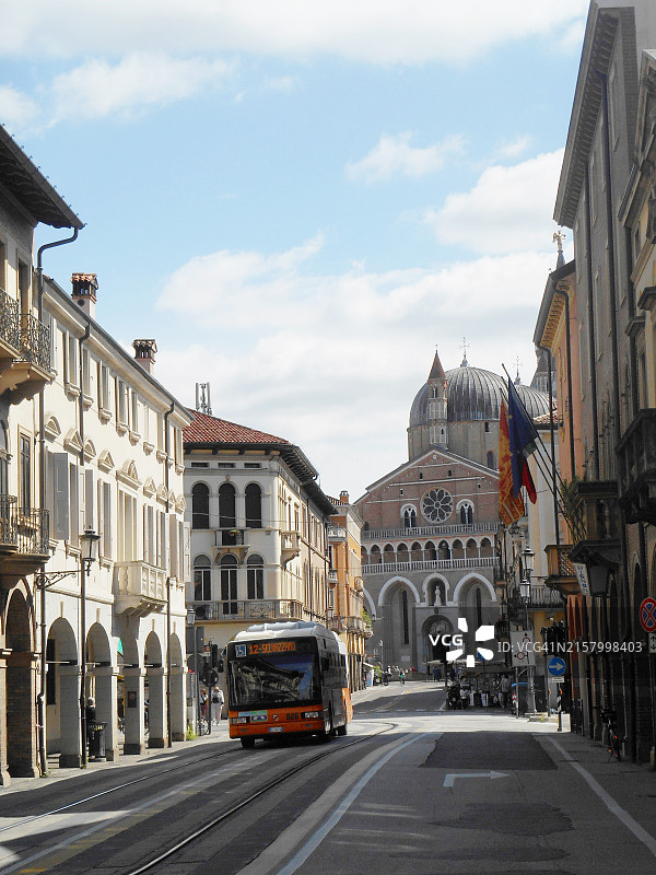 意大利帕多瓦圣安东尼主教座堂图片素材