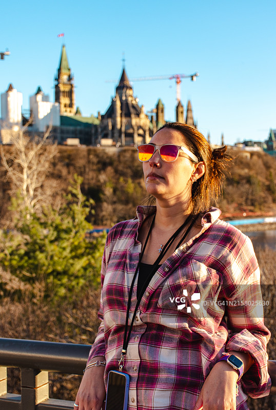 在渥太华少校山公园的女人图片素材