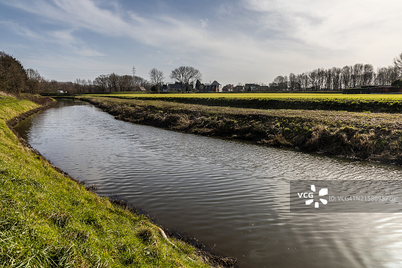 比利时乡村运河图片素材