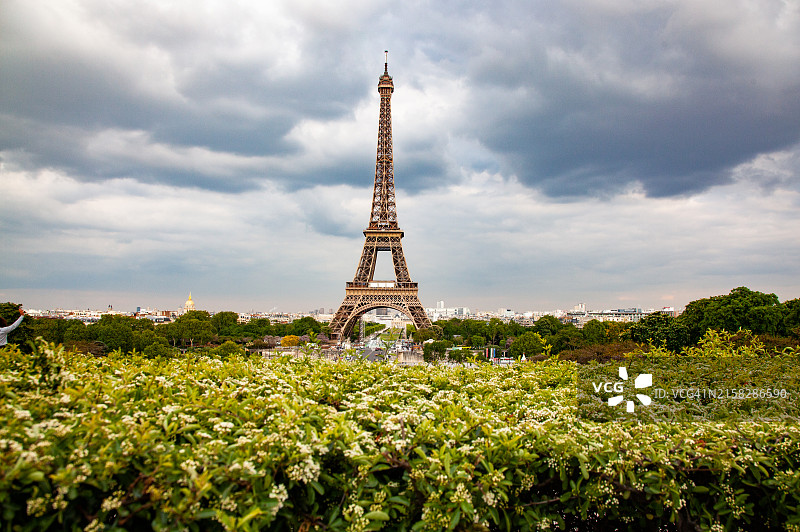 法国巴黎埃菲尔铁塔图片素材