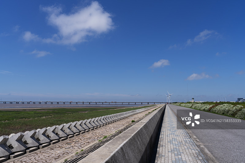 中国上海东海大桥高速公路图片素材
