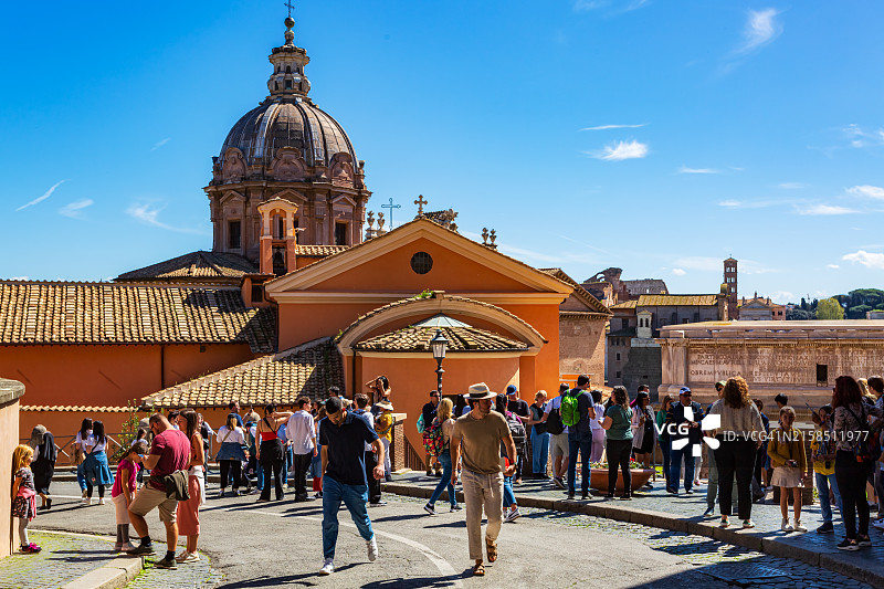 意大利罗马圣路加和圣马蒂娜教堂圆顶图片素材
