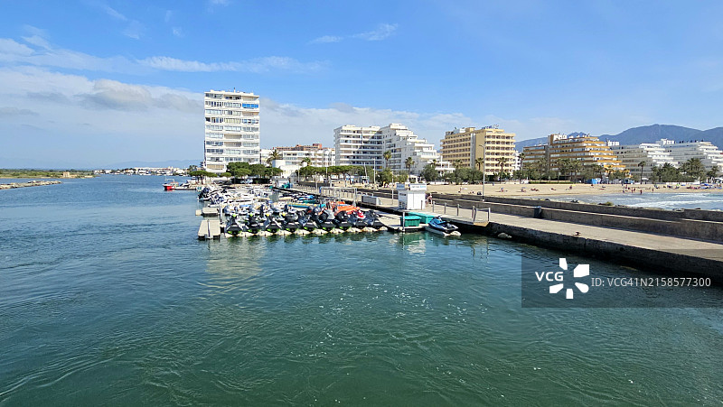 玫瑰湾，阿尔特恩波尔达，加泰罗尼亚，布拉瓦海岸，西班牙图片素材