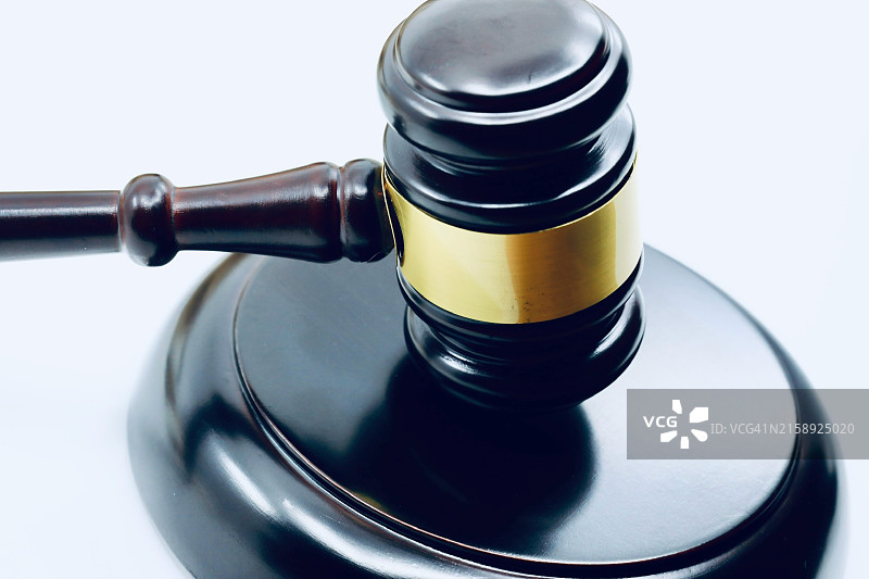 法槌和音块，用于强调裁决和声明图片素材