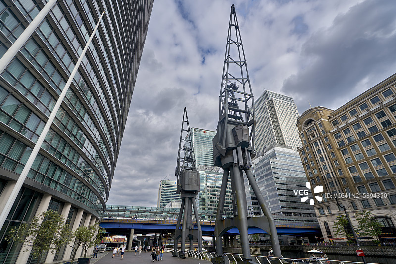 英国伦敦金丝雀码头金融住宅区西印度码头图片素材