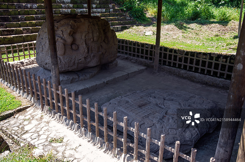 危地马拉基里瓜考古遗址的Zoomorfo P和Altar P图片素材