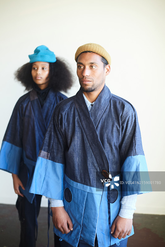 设计师时装模特情侣写真图片素材