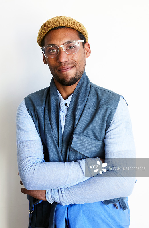 工作室里的摇滚设计师服装图片素材