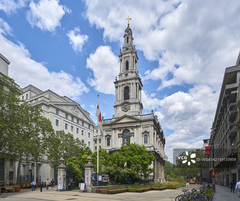 圣玛丽勒斯特兰德教堂，位于伦敦威斯敏斯特图片素材