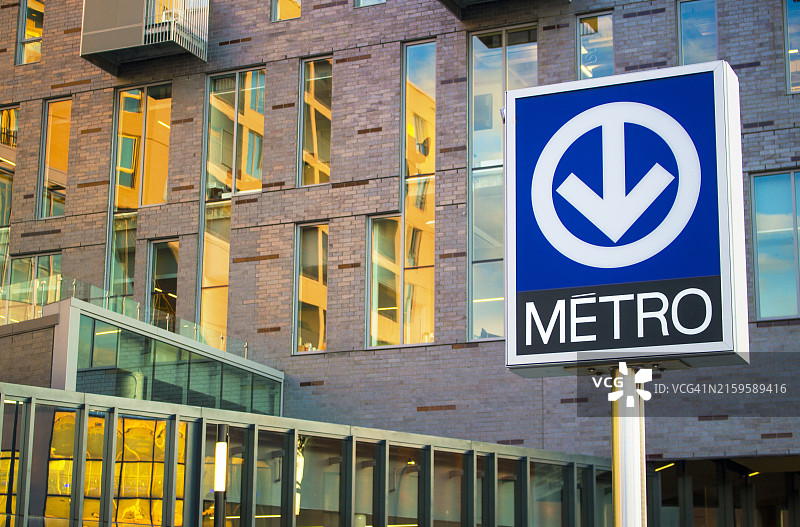 加拿大魁北克省蒙特利尔地铁标志图片素材