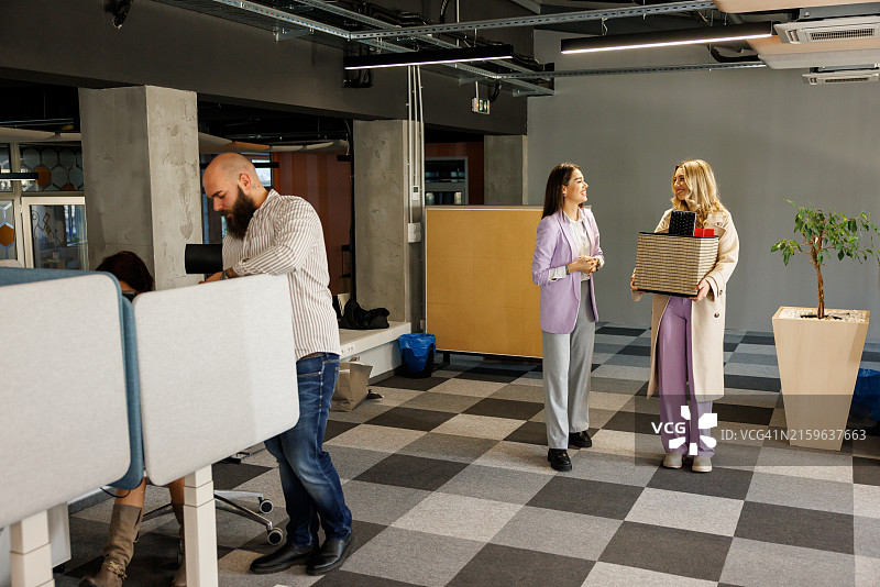 欢迎新同事图片素材