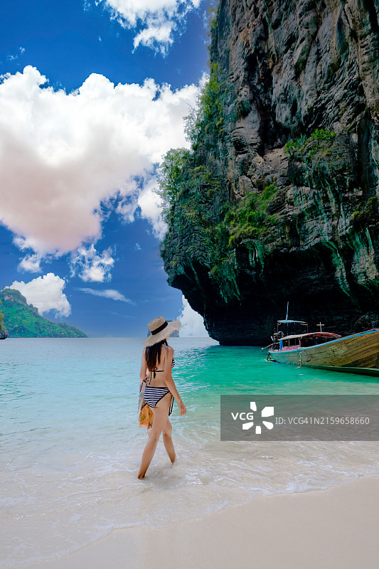 幸福岛上的夏天图片素材