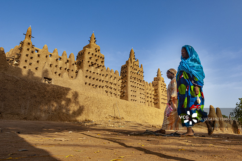马里杰内清真寺黎明景色图片素材