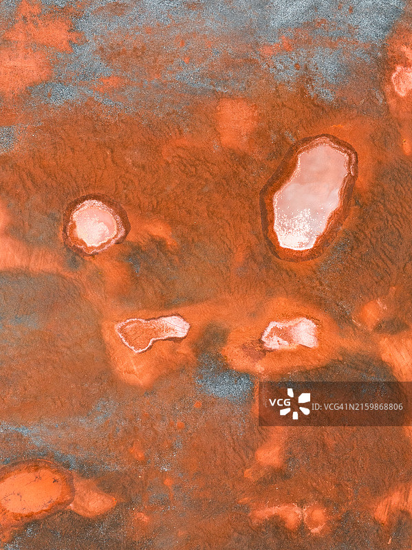 澳大利亚西澳大利亚金伯利，铁矿石矿床的无人机俯瞰照片图片素材