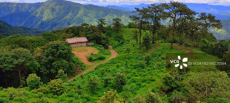 印度米佐拉姆邦锡亚尔苏克村的山丘图片素材