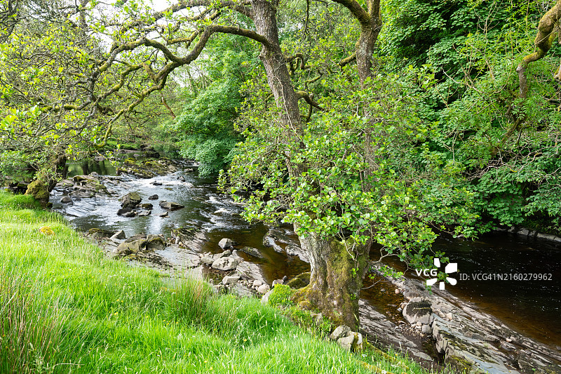 坎布里亚郡克拉夫河图片素材