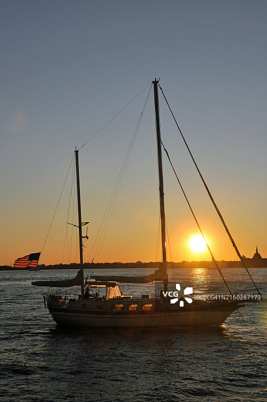 从总督岛拍摄的日落照片。照片拍摄于2009年9月19日星期六。图片素材