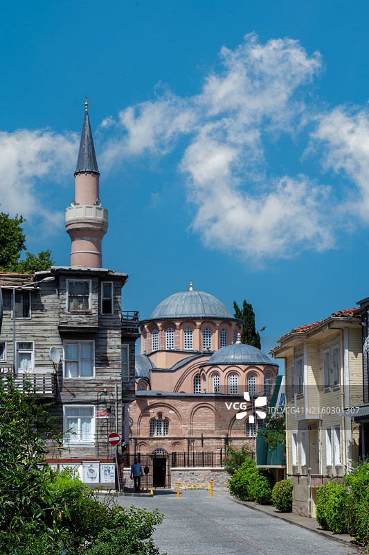 伊斯坦布尔历史悠久的埃迪尔内卡皮区和科拉教堂（卡里耶清真寺）图片素材