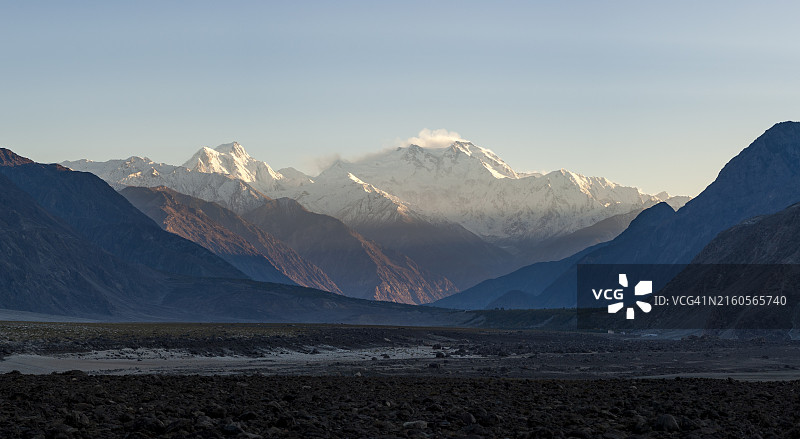 南迦帕尔巴特峰图片素材
