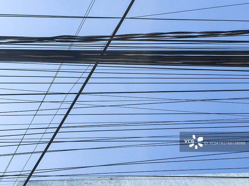 墨西哥城街头杂乱的电缆图片素材