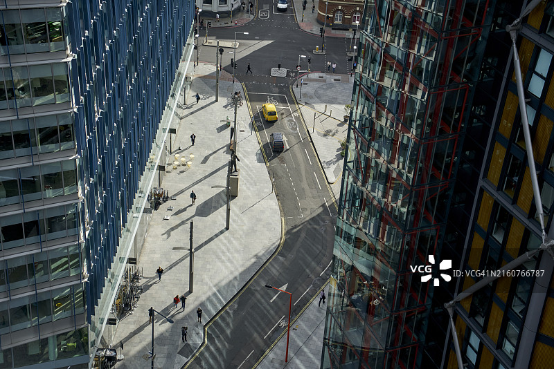 从英国伦敦东南区博蒙德西的萨姆纳街向南望去图片素材