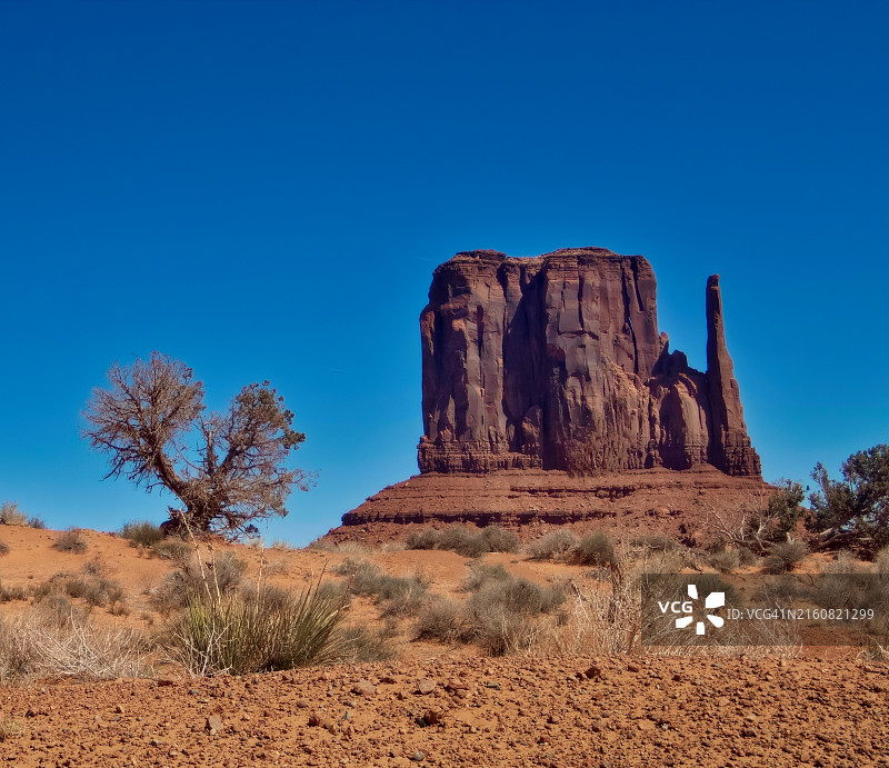 东手套山丘图片素材