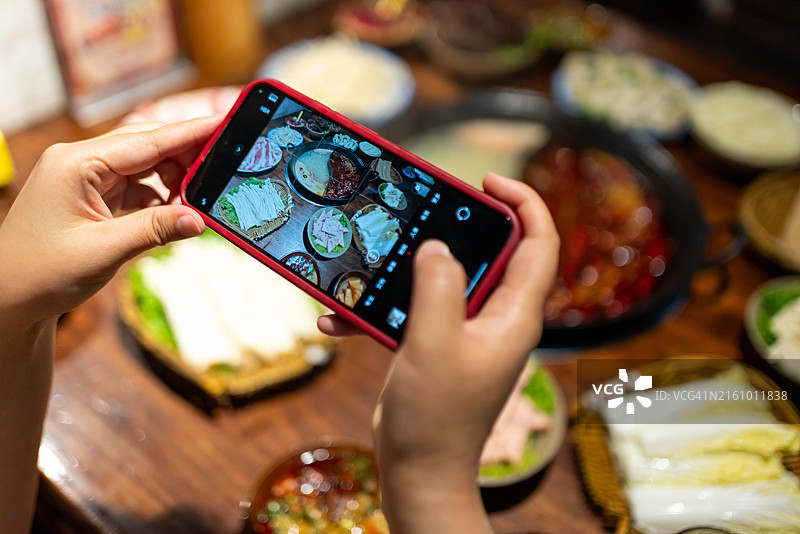 手机拍摄火锅美食图片素材
