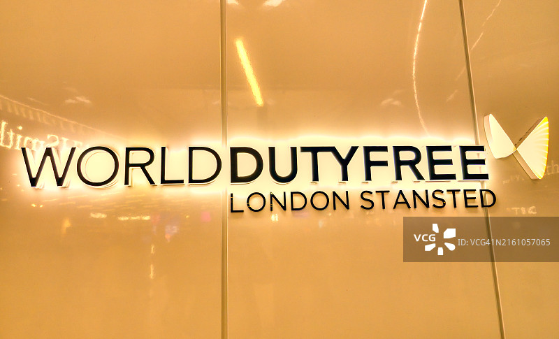 斯坦斯特机场（STN）的世界免税店图片素材