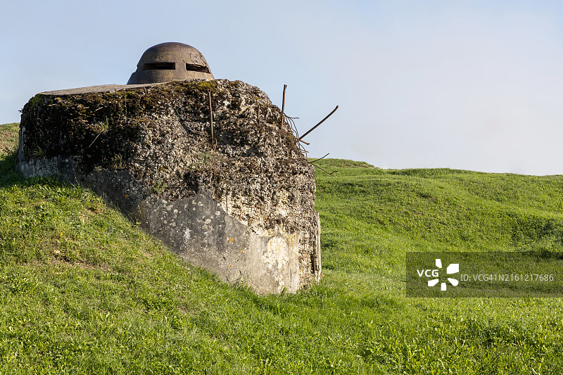 凡尔登战役：杜奥蒙堡的铁穹顶观察哨（法国凡尔登）图片素材