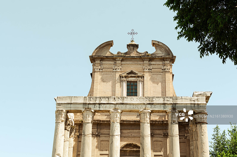 罗马米兰达圣洛伦索德斯佩齐亚利教堂图片素材