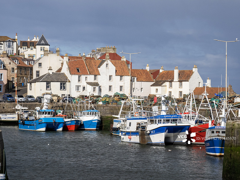 英国苏格兰法夫郡皮滕威姆港口的渔船图片素材